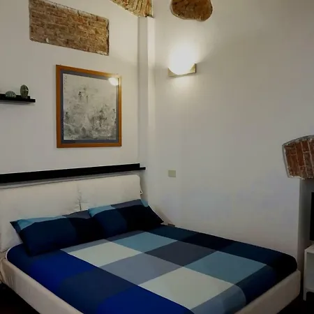 Apartament Vicolo Lavandai Mediolan